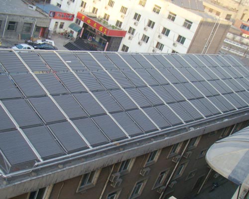 太原市双塔宾馆洗浴中心太阳能热水设备（25吨）