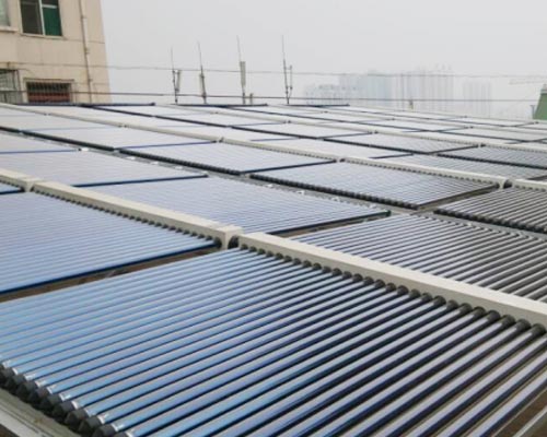 太原市西华苑洗浴中心太阳能热水设备（20吨）