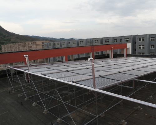 五台县扶贫新区东雷学校太阳能热水设备（30吨）